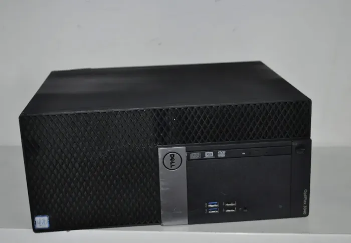 Комп'ютер Б-клас Dell OptiPlex 3040 Tower / Intel Core i5-6500 (4 ядра по 3.2 - 3.6 GHz) / 8 GB DDR3 / 120 GB SSD + 500 GB HDD / Intel HD Graphics 530 / DVD-ROM / Windows 11 Pro б/в - зображення 7