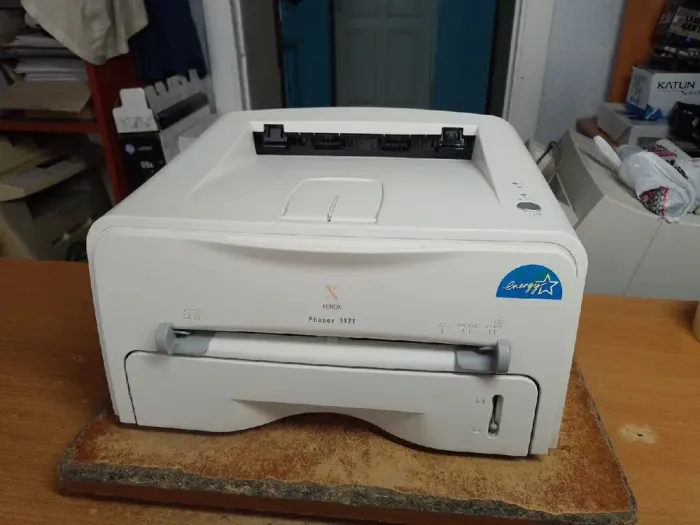 Принтер лазерний Xerox Phaser 3121 / Лазерний монохромний друк / 600 x 600 dpi / A4 / 16 стор/хв / USB 1.1, LPT б/в - зображення 2