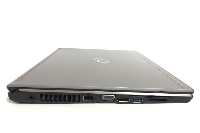 Ноутбук Fujitsu LifeBook E756 / 15.6" (1920x1080) IPS / Intel Core i5-6200U (2 (4) ядра по 2.3 - 2.8 GHz) / 8 GB DDR4 / 256 GB SSD / Intel HD Graphics 520 / WebCam / DVD-ROM / Win 10 Pro б/в - зображення 3