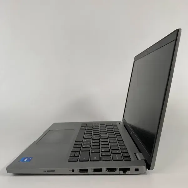 Ультрабук Dell Latitude 5430 / 14" (1920x1080) IPS / Intel Core i7-1265U (10 (12) ядер по 3.6 - 4.8 GHz) / 16 GB DDR4 / 512 GB SSD / Intel Iris Xe Graphics / WebCam / HDMI б/в - зображення 5