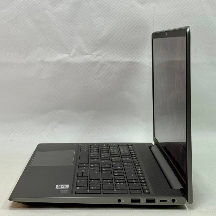 Мобільна робоча станція Б-класу HP ZBook Power G7 / 15,6" (1920x1080) IPS / Intel Core i5-10300H (4 (8) ядра по 2,5 - 4,5 ГГц) / 16 ГБ DDR4 / 512 ГБ SSD / Intel UHD Graphics / WebCam / Fingerprint / Windows 11 Pro б/в - изображение 8