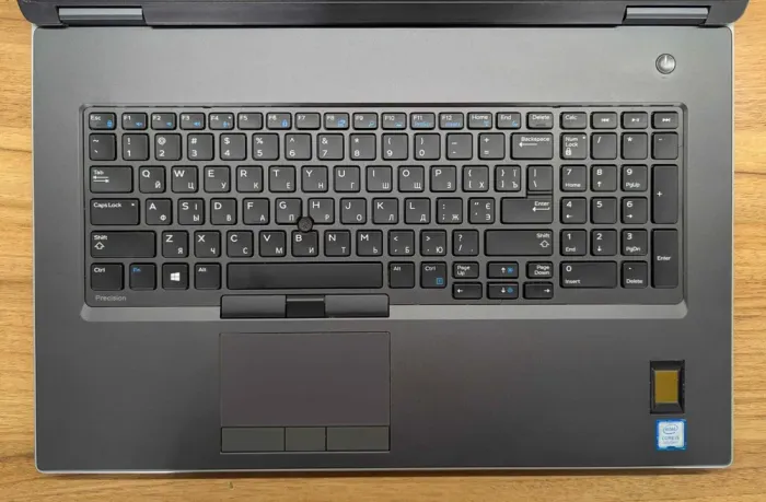 Мобільна робоча станція Dell Precision 7740 / 17.3" (1920x1080) IPS / Intel Core i5-9400H (4 (8) ядра по 2.5 - 4.3 GHz) / 32 GB DDR4 / 512 GB SSD / nVidia Quadro RTX 3000, 6 GB GDDR6, 192-bit / TouchID / Windows 10 б/в - зображення 3