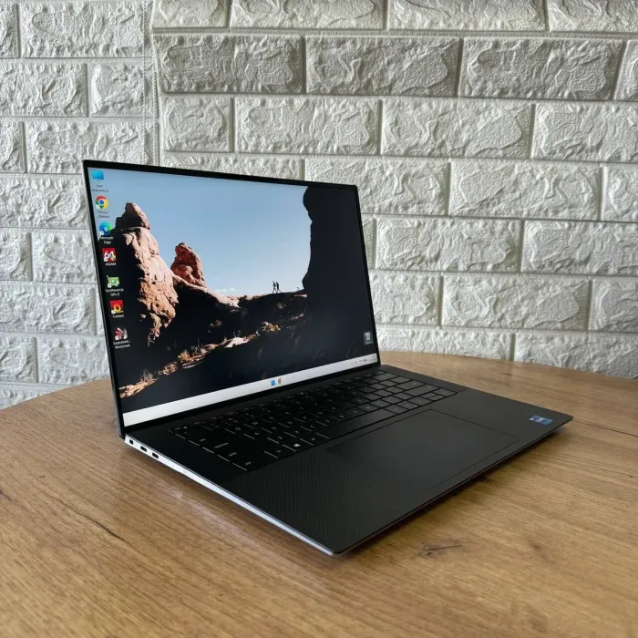 Ігровий ноутбук Б-клас Dell Precision 5560 / 15.6" (1920x1080) IPS / Intel Core i7-11800H (8 (16) ядер по 2.3 - 4.6 GHz) / 16 GB DDR4 / 512 GB SSD / nVidia RTX A2000, 4 GB GDDR6, 128-bit / WebCam б/в - зображення 4