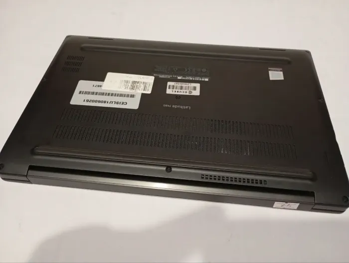 Ультрабук Б-клас Dell Latitude 7480 / 14" (1920x1080) TN / Intel Core i5-6300U (2 (4) ядра по 2.4 - 3.0 GHz) / 8 GB DDR4 / 128 GB SSD / Intel HD Graphics 520 / WebCam / Без АКБ б/у - зображення 10