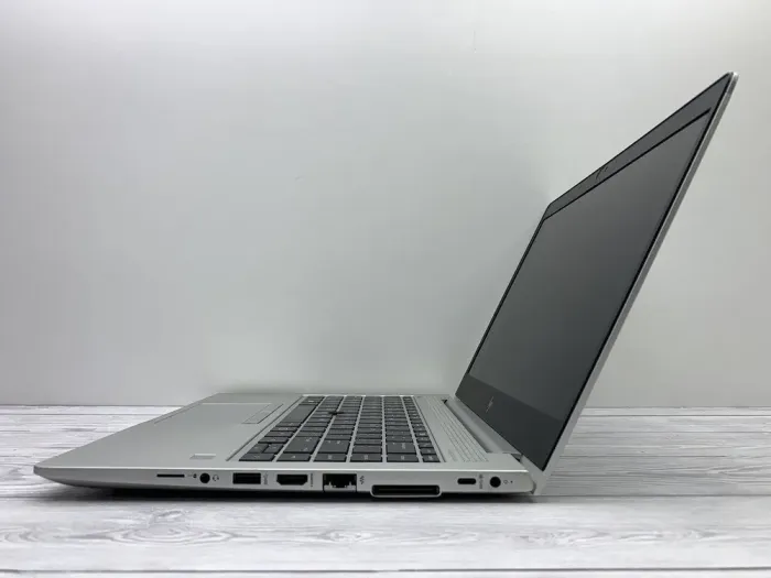 Ультрабук Б-клас HP EliteBook 745 G6 / 14" (1920x1080) IPS / AMD Ryzen 3 Pro 3300U (4 ядра по 2.1 - 3.5 GHz) / 8 GB DDR4 / 240 GB SSD / AMD Radeon RX Vega 6 Graphics / WebCam б/в - зображення 7
