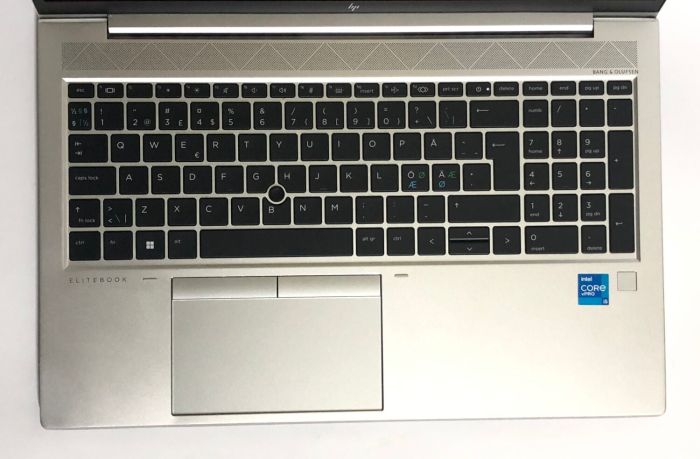 Ігровий ультрабук Б-класу HP EliteBook 850 G8 / 15,6" (1920x1080) IPS / Intel Core i5-1145G7 (4 (8) ядра по 2,6 - 4,4 ГГц) / 16 ГБ DDR4 / 256 ГБ SSD / nVidia GeForce MX450, 2 ГБ GDDR6, 64-біт / WebCam / Win 11 Pro б/в - изображение 10
