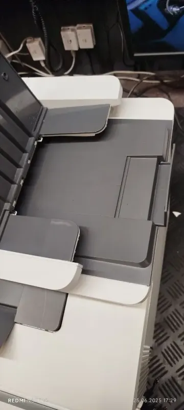 БФП HP Color LaserJet Pro MFP M479fdw / Лазерний кольоровий друк / 600x600 dpi / A4 / 27 стор/хв / USB 2.0, Ethernet, Wi-Fi / Duplex б/в - зображення 4