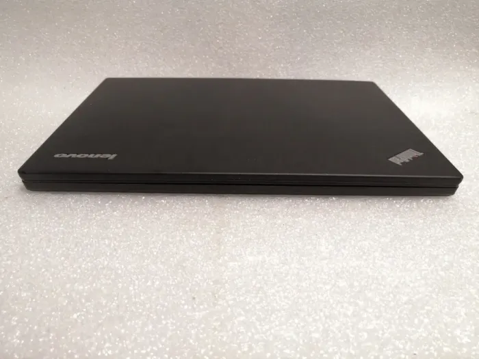 Нетбук Lenovo ThinkPad X250 / 12.5" (1366x768) TN / Intel Core i3-5010U (2 (4) ядра по 2.1 GHz) / 4 GB DDR3 / 128 GB SSD / Intel HD Graphics 5500 / WebCam / Два АКБ / Windows 10 Home б/в - зображення 8
