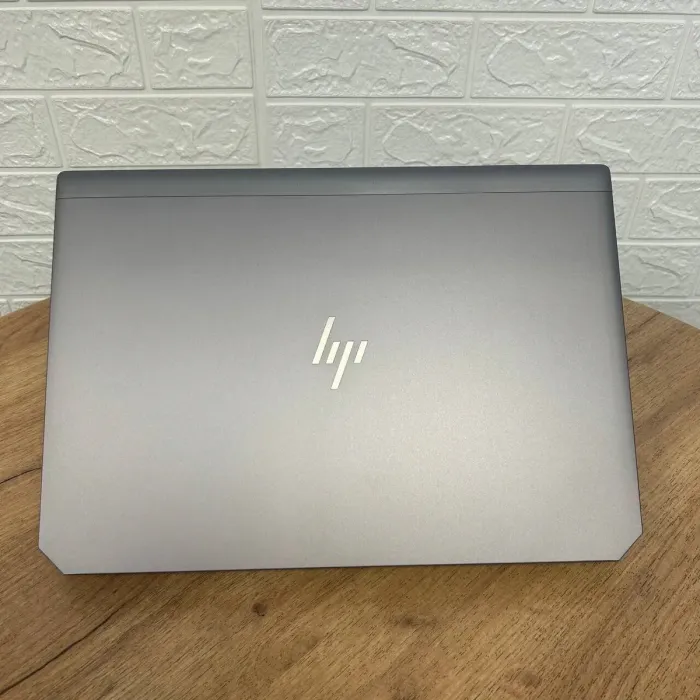 Мобільна робоча станція HP ZBook 15 G5 / 15.6" (1920x1080) IPS / Intel Core i7-8750H (6 (12) ядер по 2.2 - 4.1 GHz) / 16 GB DDR4 / 512 GB SSD / nVidia Quadro P1000, 4 GB GDDR5, 128-bit / WebCam б/в - зображення 3