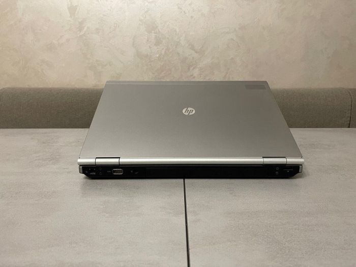 Ноутбук HP EliteBook 8570p / 15.6" (1920x1080) TN / Intel Core i5-3320M (2 (4) ядра по 2.6 - 3.3 GHz) / 8 GB DDR3 / 256 GB SSD / Intel HD Graphics 4000 / DVD-ROM б/в - изображение 8