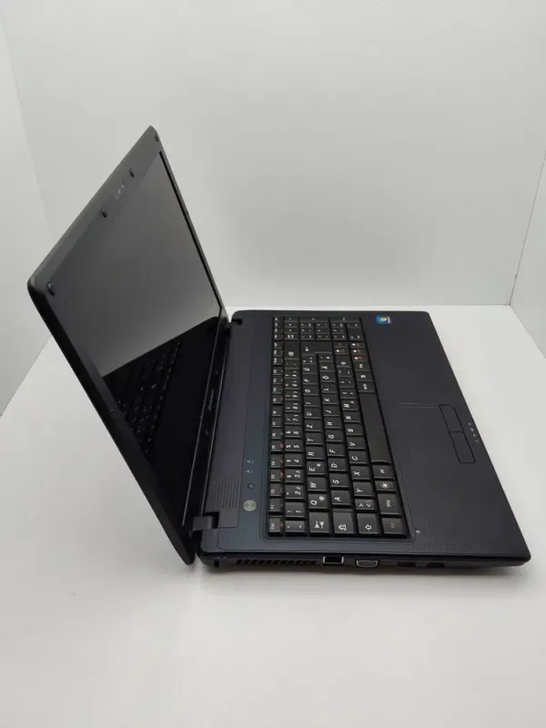 Ноутбук Lenovo G560 / 15.6" (1366x768) TN / Intel Pentium Dual Core T4300 (2 ядра по 2.3 GHz) / 6 GB DDR3 / 320 GB HDD / Intel HD Graphics / WebCam б/в - зображення 5