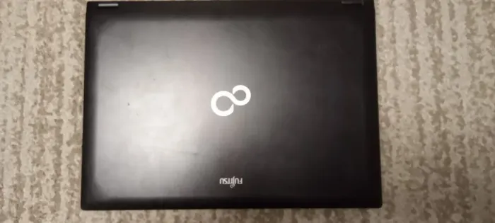 Ноутбук Б-клас Fujitsu LifeBook S760 / 13" (1366x768) TN / Intel Core i5-560M (2 (4) ядра по 2.66 - 3.2 GHz) / 6 GB DDR3 / 120 GB SSD / Intel HD Graphics / WebCam / DVD-ROM б/в - зображення 3