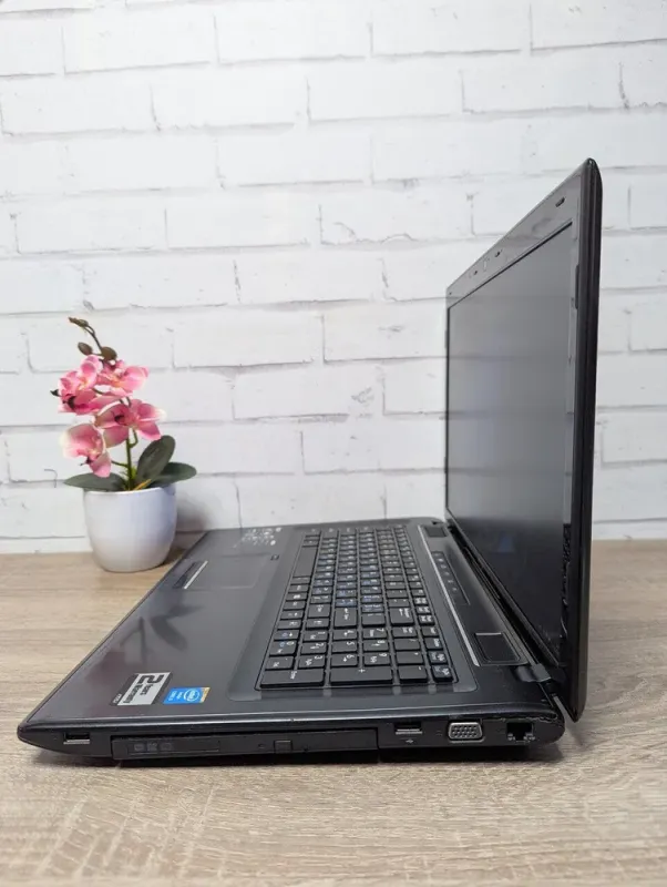 Ноутбук Б-клас MSI CR70 / 17.3" (1920x1080) TN / Intel Core i3-4000M (2 (4) ядра по 2.4 GHz) / 8 GB DDR3 / 128 GB SSD / Intel HD Graphics 4600 / WebCam б/в - зображення 7