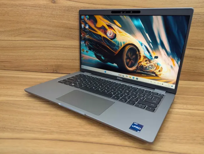 Ультрабук Dell Latitude 5440 / 14" (1920x1080) IPS / Intel Core i7-1355U (10 (12) ядер по 3.7 - 5.0 GHz) / 16 GB DDR4 / 256 GB SSD / Intel Iris Xe Graphics / WebCam / HDMI / Windows 11 б/в - зображення 5