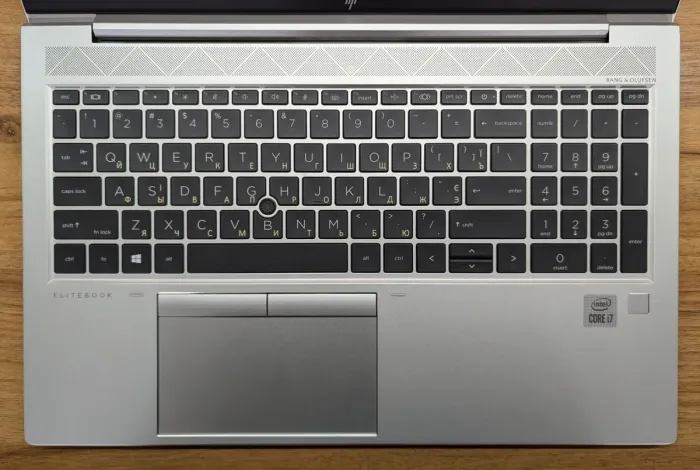 Ультрабук HP EliteBook 850 G7 / 15.6" (1920x1080) IPS / Intel Core i7-10610U (4 (8) ядра по 1.8 - 4.9 GHz) / 16 GB DDR4 / 480 GB SSD / Intel UHD Graphics / WebCam / TouchID / Windows 10 б/в - зображення 3