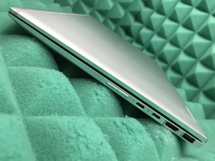 Ноутбук-трансформер Б-клас HP EliteBook x360 1040 G5 / 14" (1920x1080) IPS Touch / Intel Core i5-8250U (4 (8) ядра по 1.6 - 3.4 GHz) / 8 GB DDR4 / 256 GB SSD M.2 / Intel UHD Graphics 620 / WebCam / Fingerprint / USB 3.1 / HDMI б/в - зображення 8