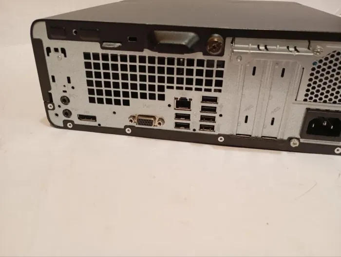 ПК Б-клас HP ProDesk 400 G4 SFF / Intel Core i3-7100 (2 (4) ядра по 3.9 GHz) / 8 GB DDR4 / 256 GB SSD / Intel HD Graphics 630 б/в - зображення 4