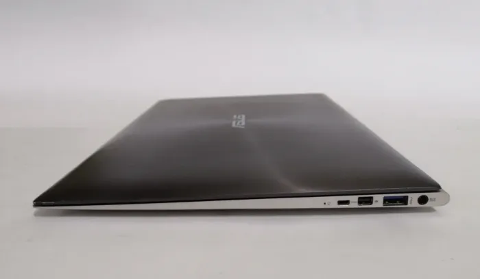 Ультрабук Asus ZenBook UX31LA / 13.3'' (1600x900) TN / Intel Core i5-4200U (2 (4) ядра по 1.6 - 2.6 GHz) / 4 GB DDR3 / 128 GB SSD / Intel HD Graphics 4400 / WebCam / micro HDMI / Win 10 Pro б/в - зображення 7