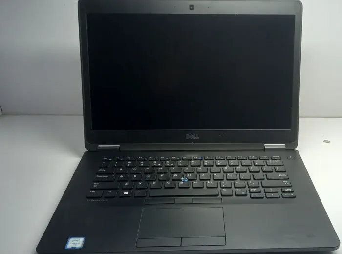 Ультрабук Б-клас Dell Latitude E7470 / 14" (1920x1080) IPS / Intel Core i5-6300U (2 (4) ядра по 2.4 - 3.0 GHz) / 8 GB DDR4 / 240 GB SSD / Intel HD Graphics 520 / WebCam б/в - зображення 2