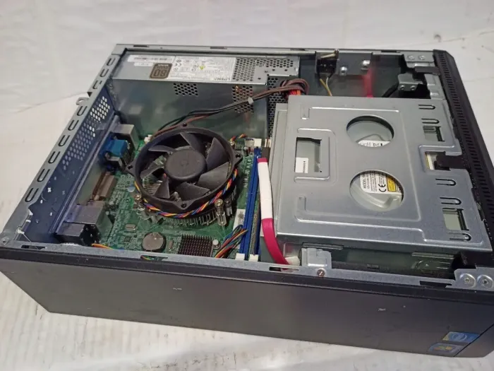 ПК Acer Veriton X2631G SFF / Intel Core i3-4170 (2 (4) ядра по 3.7 GHz) / 4 GB DDR3 / 250 GB HDD / Intel HD Graphics 4400 / DVD-RW / Win 7 б/в - зображення 5