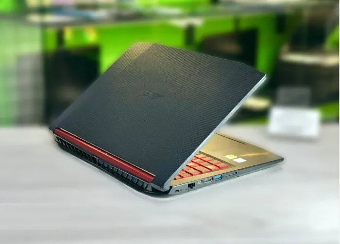 Ігровий ноутбук Б-клас Acer Nitro 5 AN515-52 / 15.6" (1920x1080) IPS / Intel Core i5-8300H (4 (8) ядра по 2.3 - 4.0 GHz) / 8 GB DDR4 / 256 GB SSD M.2 + 1000 GB HDD / nVidia GeForce GTX 1050, 4 GB GDDR5, 128-bit / WebCam б/в - зображення 4