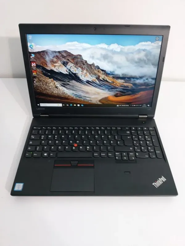 Ноутбук Lenovo ThinkPad L560 / 15.6" (1920x1080) TN / Intel Core i7-6600U (2 (4) ядра по 2.6 - 3.4 GHz) / 16 GB DDR3 / 512 GB SSD / Intel HD Graphics 520 / WebCam / DVD-ROM б/в - зображення 2