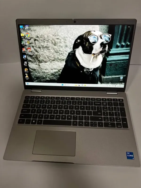 Ноутбук Dell Latitude 5530 / 15.6" (1920x1080) IPS / Intel Core i5-1235U (10 (12) ядер по 1.3 - 4.4 GHz) / 16 GB DDR4 / 512 GB SSD / Intel Iris Xe Graphics / WebCam / USB 3.2 / HDMI / WebCam б/в - зображення 6