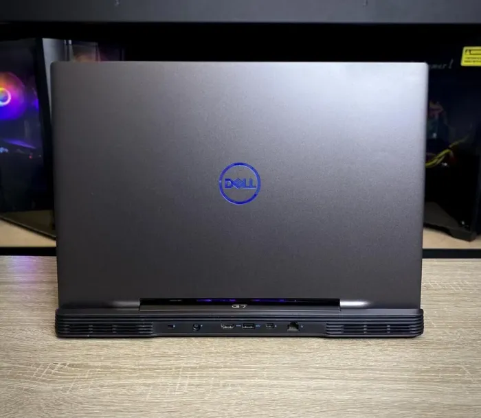 Ігровий ноутбук Dell Inspiron G7 7790 / 17.3" (1920x1080) IPS / Intel Core i5-9300H (4 (8) ядра по 2.4 - 4.1 GHz) / 32 GB DDR4 / 120 GB SSD + 1000 GB HDD / nVidia GeForce RTX 2060, 6 GB GDDR6, 192-bit / WebCam б/в - зображення 7