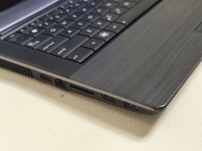 Ноутбук Asus N53SV / 15.6" (1366x768) TN / Intel Core i7-2670QM (4 (8) ядра по 2.2 - 3.1 GHz) / 8 GB DDR3 / 256 GB SSD / nVidia GeForce GT 540M, 2 GB GDDR3, 128-bit / WebCam / DVD-ROM б/в - зображення 3