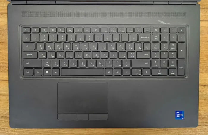 Мобільна робоча станція Dell Precision 7760 / 17,3" (1920x1080) IPS / Intel Core i7-11850H (8 (16) ядер по 2,5 - 4,8 ГГц) / 64 ГБ DDR4 / 1000 ГБ SSD / nVidia RTX A5000, 16 ГБ GDDR6, 256-біт / WebCam / Windows 11 б/в - зображення 3