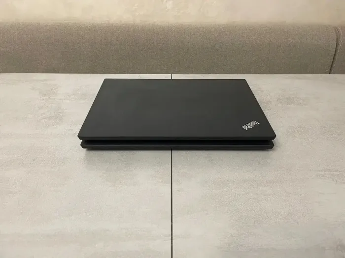 Ультрабук Lenovo ThinkPad T590 / 15.6" (1920x1080) IPS / Intel Core i7-8665U (4 (8) ядра по 1.9 - 4.8 GHz) / 16 GB DDR4 / 256 GB SSD M.2 / Intel UHD Graphics 620 / WebCam / HDMI б/в - зображення 7