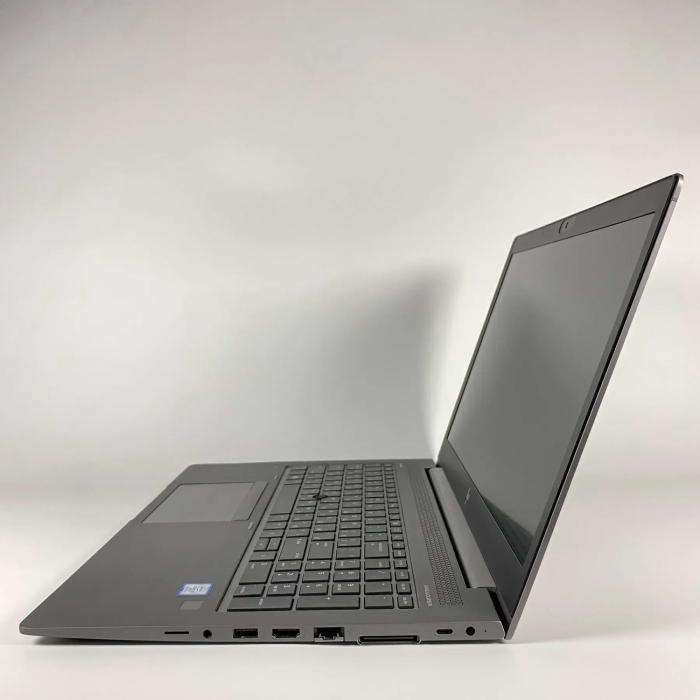 Ноутбук Б-клас HP Zbook 15u G6 / 15.6" (1920x1080) IPS / Intel Core i7-8665U (4 (8) ядра по 1.9 - 4.8 GHz) / 16 GB DDR4 / 256 GB SSD / Intel UHD Graphics / WebCam / TouchID б/в - изображение 5