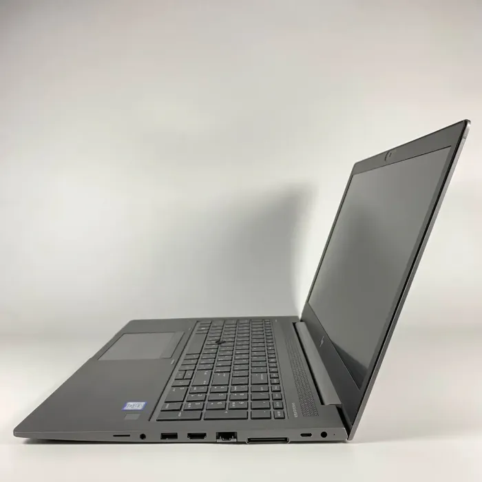 Ноутбук Б-клас HP Zbook 15u G6 / 15.6" (1920x1080) IPS / Intel Core i7-8665U (4 (8) ядра по 1.9 - 4.8 GHz) / 16 GB DDR4 / 256 GB SSD / Intel UHD Graphics / WebCam / TouchID б/в - изображение 5