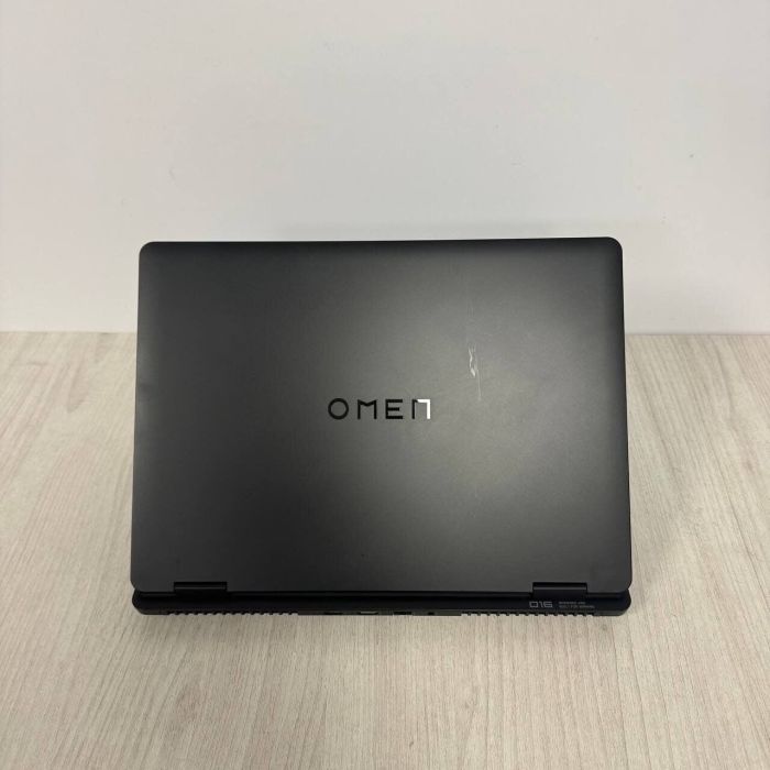 Ігровий ноутбук HP Omen 16 Slim 16-an0001nr / 16" (2560x1600) IPS / Intel Core Ultra 7 255H (16 (22) ядер по 2.0 - 5.1 GHz) / 16 GB DDR5 / 512 GB SSD / nVidia GeForce RTX 5060, 8 GB GDDR7, 128-bit / WebCam б/в - изображение 8