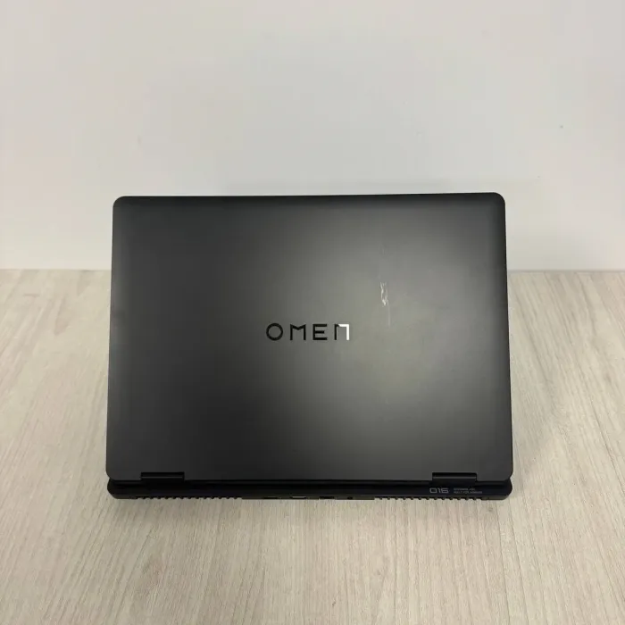 Ігровий ноутбук HP Omen 16 Slim 16-an0001nr / 16" (2560x1600) IPS / Intel Core Ultra 7 255H (16 (22) ядер по 2.0 - 5.1 GHz) / 16 GB DDR5 / 512 GB SSD / nVidia GeForce RTX 5060, 8 GB GDDR7, 128-bit / WebCam б/в - зображення 8