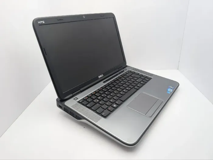 Ноутбук Dell XPS L502X / 15.6" (1366x768) TN / Intel Core i7-2670QM (4 (8) ядра по 2.2 - 3.1 GHz) / 8 GB DDR3 / 1000 GB HDD / nVidia GeForce GT 540M, 2 GB GDDR3, 128-bit / WebCam / DVD-ROM б/в - зображення 6