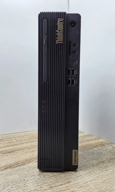 Комп'ютер Lenovo ThinkCentre M70s SFF / Intel Core i3-10100 (4 (8) ядра по 3.6 - 4.3 GHz) / 16 GB DDR4 / 256 GB SSD M.2 / Intel UHD Graphics 630 б/в - зображення 4