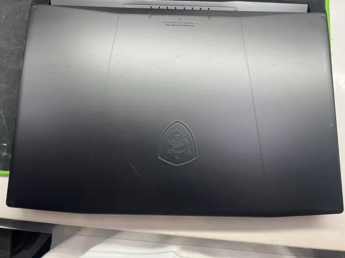 Ігровий ноутбук Б-класу MSI Katana A15 AI B8V MS-158N / 15.6" (2560x1440) IPS / AMD Ryzen 7 8845HS (8 (16) ядер по 3,8 - 5,1 ГГц) / 32 ГБ DDR5 / 960 ГБ SSD / nVidia GeForce RTX 4070, 8 ГБ GDDR6, 128-bit / WebCam б/в - зображення 10