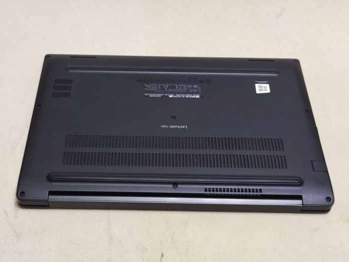 Ноутбук Dell Latitude 7480 / 14" (1920x1080) IPS Touch / Intel Core i5-6300U (2 (4) ядра по 2.4 - 3.0 GHz) / 8 GB DDR4 / 256 GB SSD / Intel HD Graphics 520 / WebCam б/в - зображення 8