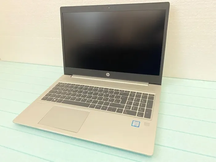 Ноутбук Б-клас HP ProBook 450 G6 / 15.6" (1920x1080) IPS / Intel Core i5-8265U (4 (8) ядра по 1.6 - 3.9 GHz) / 16 GB DDR4 / 240 GB SSD / nVidia GeForce MX130, 2 GB GDDR5, 64-bit / WebCam / HDMI б/в - зображення 3