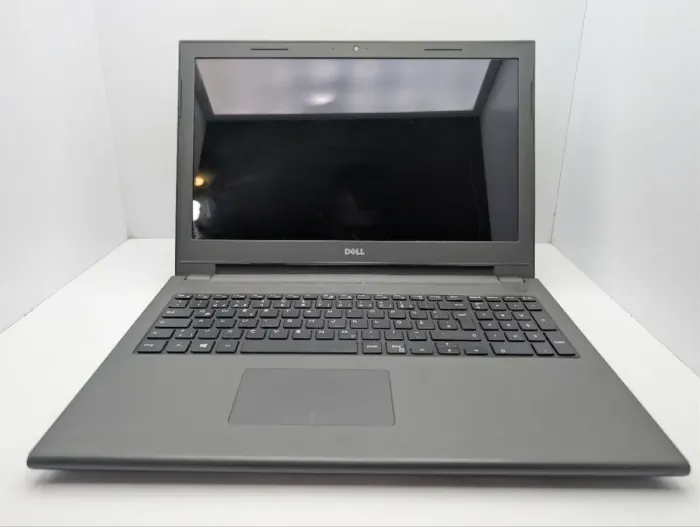 Ноутбук Dell Vostro 15 3539 / 15.6" (1366x768) TN / Intel Core i5-5200U (2 (4) ядра по 2.2 - 2.7 GHz) / 8 GB DDR3 / 128 GB SSD / Intel HD Graphics 5500 / WebCam / DVD-ROM б/в - зображення 3