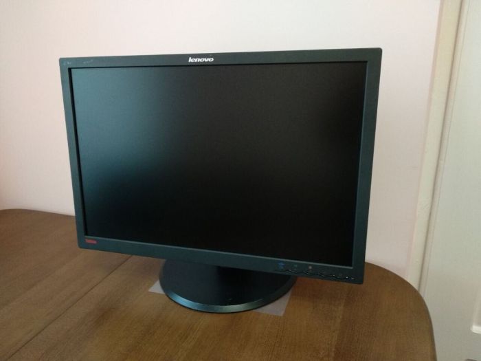 Монітор Lenovo ThinkVision LT2452pwC / 24" (1920x1200) E-IPS / VGA, DVI, DisplayPort, USB / VESA 100x100 б/в - зображення 9