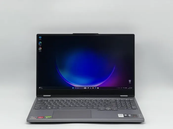 Ігровий ноутбук Lenovo Legion 5 15ARP8 / 15,6" (2560x1440) IPS / AMD Ryzen 7 7735HS (8 (16) ядер 3,2 - 4,75 ГГц) / 16 ГБ DDR5 / 960 ГБ SSD / nVidia GeForce RTX 4060, 8 ГБ GDDR6, 128-біт / Веб-камера б/в - зображення 2