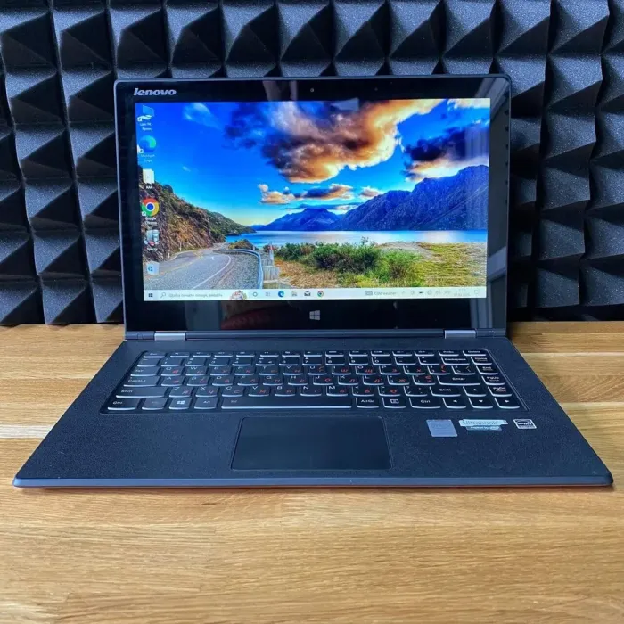 Ноутбук-трансформер Б-клас Lenovo Yoga 2 Pro / 13.3" (3200x1800) TN Touch / Intel Core i7-4500U (2 (4) ядра по 1.8 - 3.0 GHz) / 8 GB DDR3 / 256 GB SSD / Intel HD Graphics 4400 / WebCam б/в - зображення 2