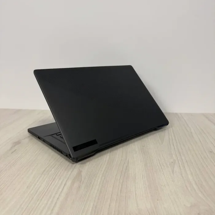 Ігровий ноутбук Asus ROG Zephyrus G15 GA503RM / 15,6" (1920x1080) IPS / AMD Ryzen 9 6900HS (8 (16) ядер по 3,3 - 4,9 ГГц) / 16 ГБ DDR5 / 512 ГБ SSD NVMe / nVidia GeForce RTX 3060, 6 ГБ GDDR6, 192-біт / Веб-камера б/в - зображення 6