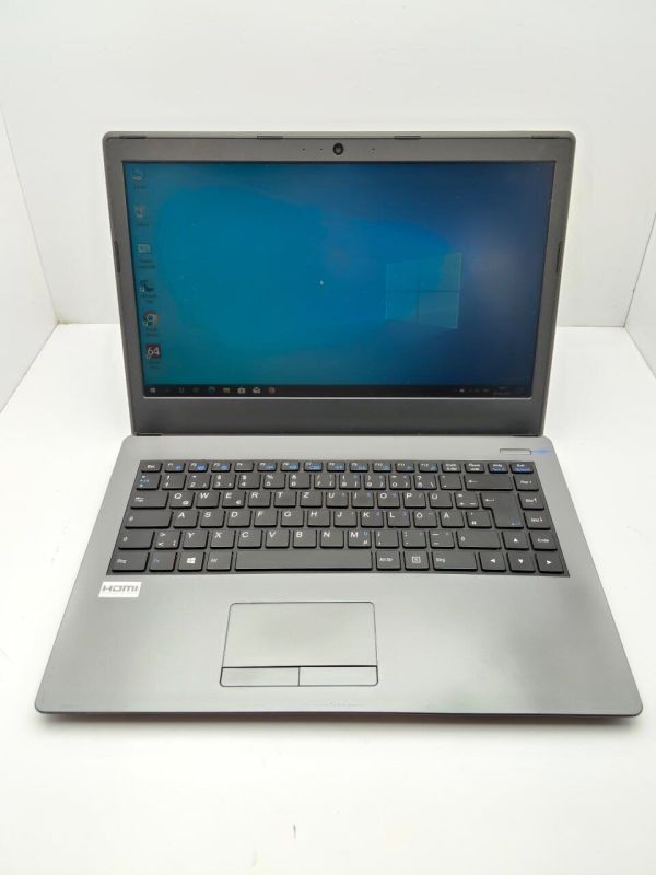 Ноутбук Schenker S306 / 14" (1366x768) TN / Intel Core i5-6200U (2 (4) ядра по 2.3 - 2.8 GHz) / 8 GB DDR4 / 120 GB SSD + 500 GB HDD / Intel HD Graphics 520 / WebCam б/в - зображення 2