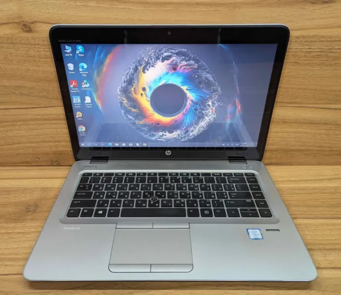 Ультрабук Б-клас HP EliteBook 840 G4 / 14" (1920x1080) IPS Touch / Intel Core i5-7300U (2 (4) ядра по 2.6 - 3.5 GHz) / 8 GB DDR4 / 240 GB SSD / Intel HD Graphics 620 / WebCam / Fingerprint / Windows 10 б/в - зображення 2