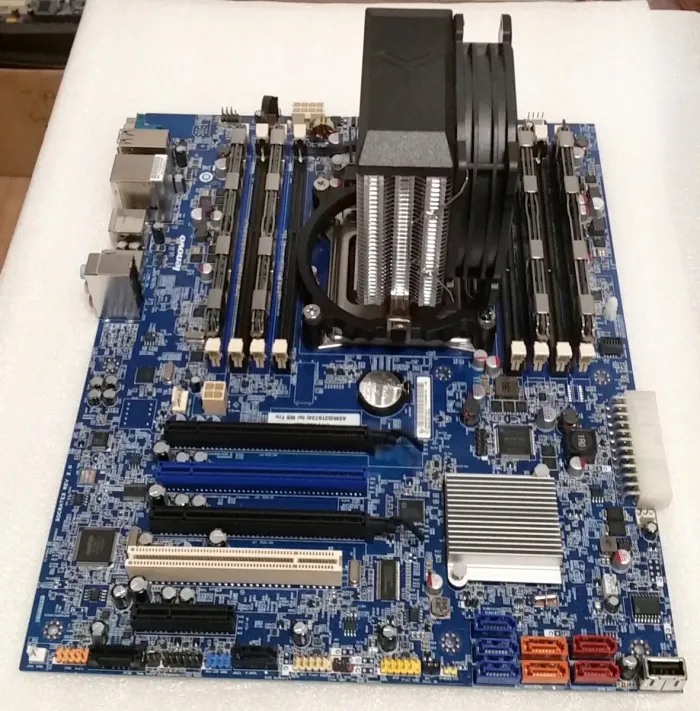 Комплект: Материнська плата Lenovo S30 + Intel Xeon E5-2650 v2 (8 (16) ядер по 2.6 - 3.4 GHz) + 16 GB DDR3 + Кулер QUBE б/в - зображення 4