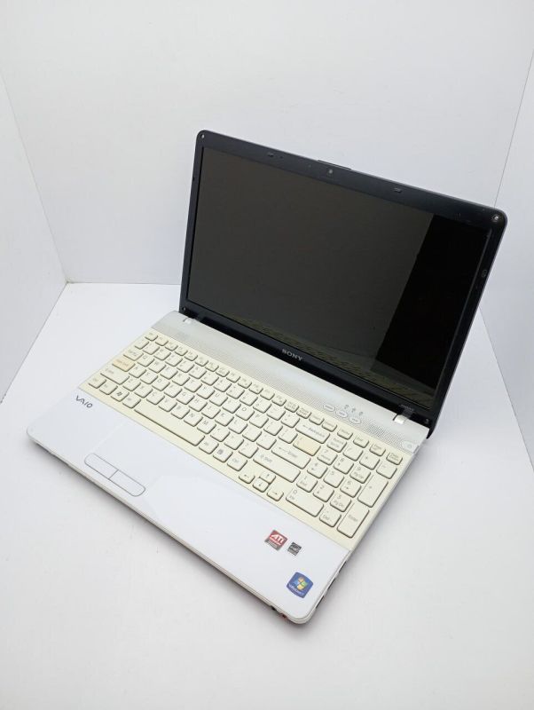 Ноутбук Sony VPC EB4E1R / 15.6" (1366x768) TN / Intel Core i3-380M (2 (4) ядра по 2.5 GHz) / 6 GB DDR3 / 120 GB SSD / Intel Graphics / WebCam б/в - зображення 7