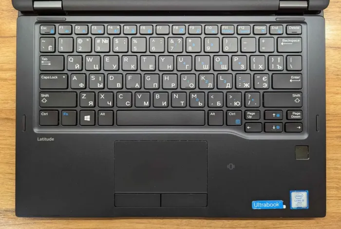 Нетбук-трансформер Dell Latitude 5289 / 12.5" (1920x1080) IPS Touch / Intel Core i5-7300U (2 (4) ядра по 2.6 - 3.5 GHz) / 8 GB DDR3 / 256 GB SSD / Intel HD Graphics 620 / WebCam / TouchID / Windows 10 б/в - изображение 3